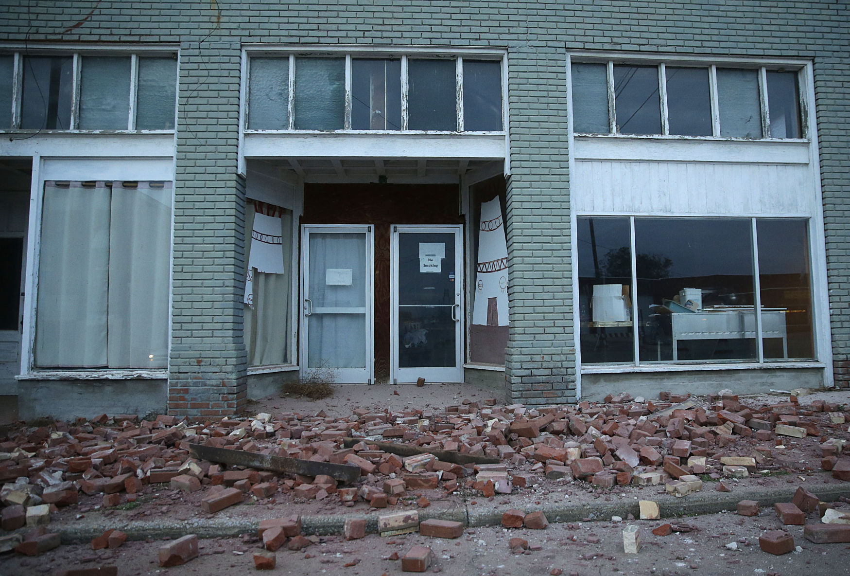 Cushing earthquake damage